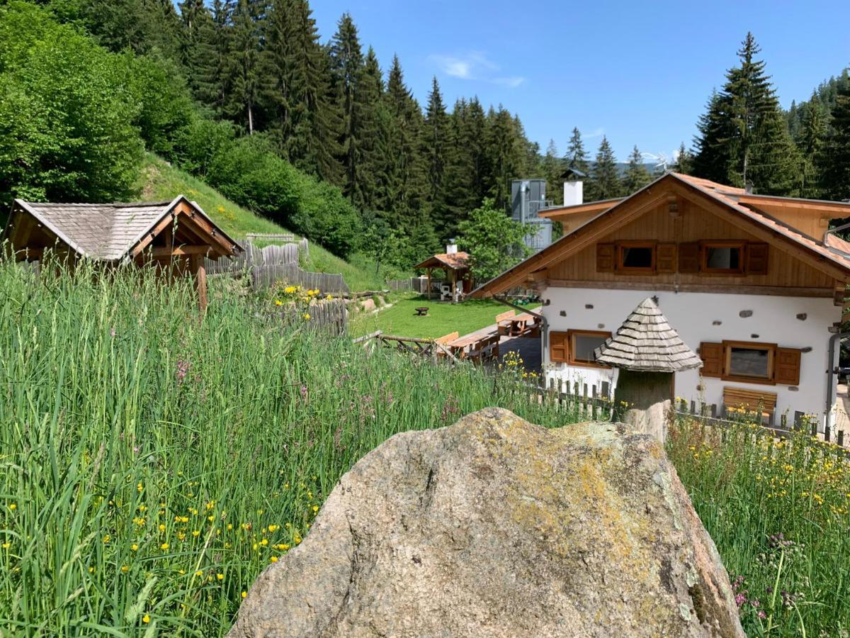 Unterurban Die Zwei Unsere Liebe Frau im Walde Exterior photo